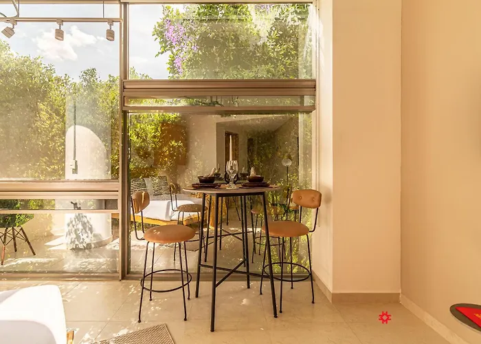 Kukun Insurgentes Roma Aparthotel