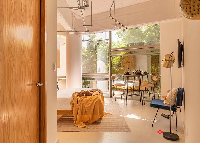 Aparthotel Kukun Insurgentes Roma 4*