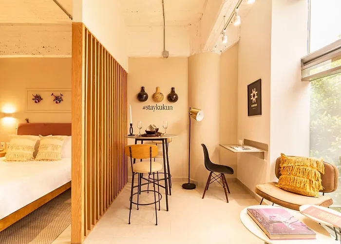 Kukun Insurgentes Roma Aparthotel