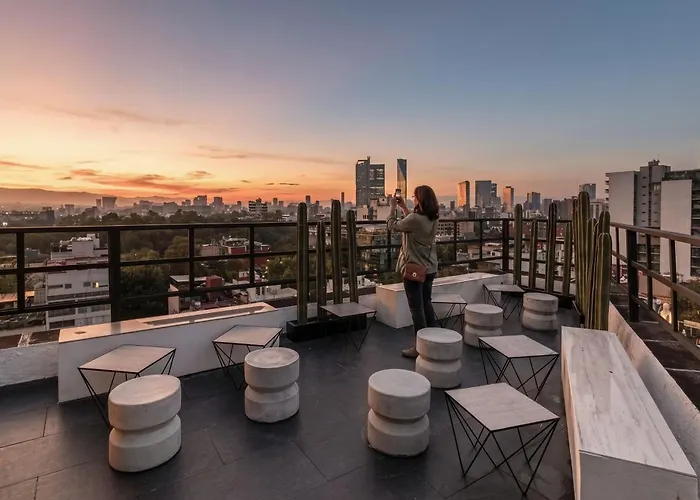 Kukun Insurgentes Roma Aparthotel 4*