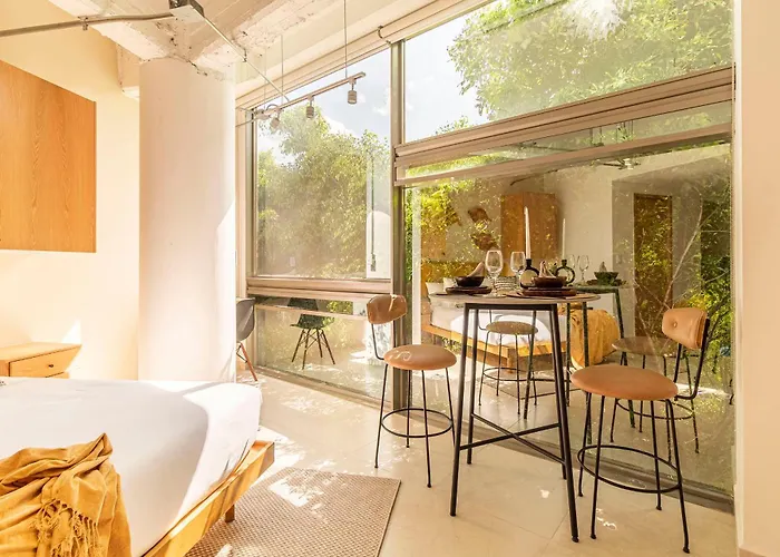 Aparthotel Kukun Insurgentes Roma 4*