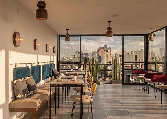 Kukun Insurgentes Roma Aparthotel