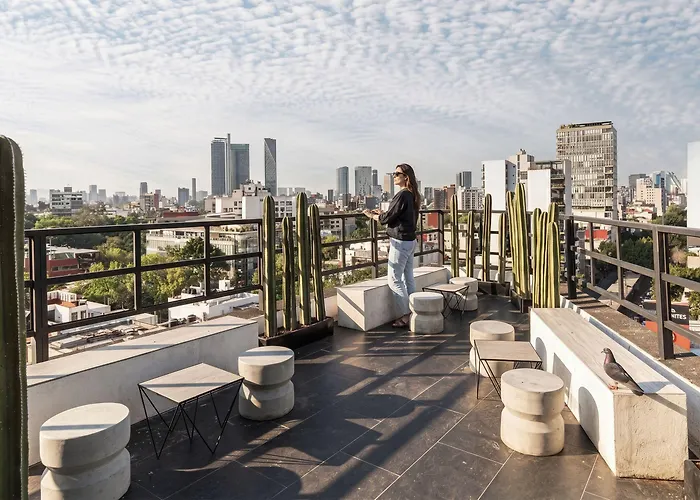 Kukun Insurgentes Roma 4*