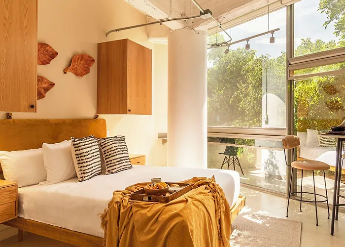 Kukun Insurgentes Roma Apartahotel 4*