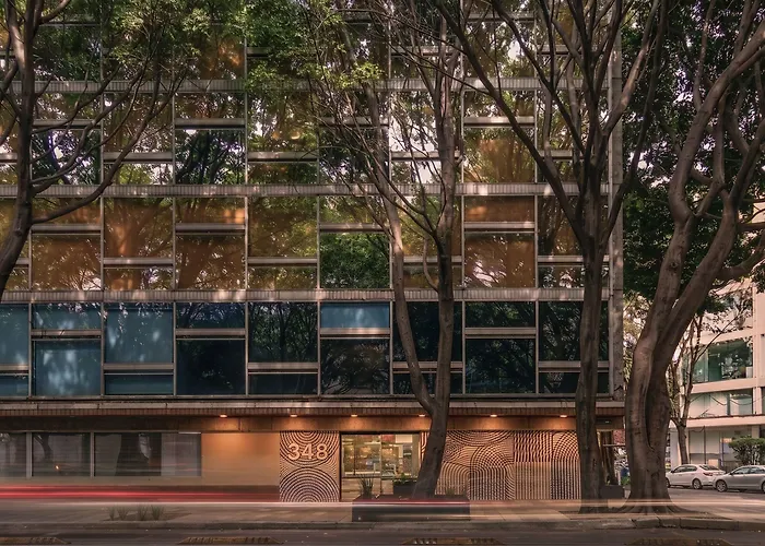 Kukun Insurgentes Roma Apartahotel