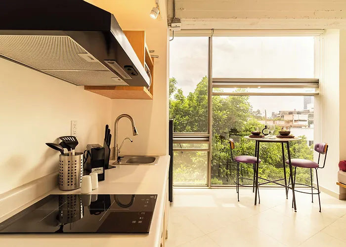 Kukun Insurgentes Roma Apartahotel